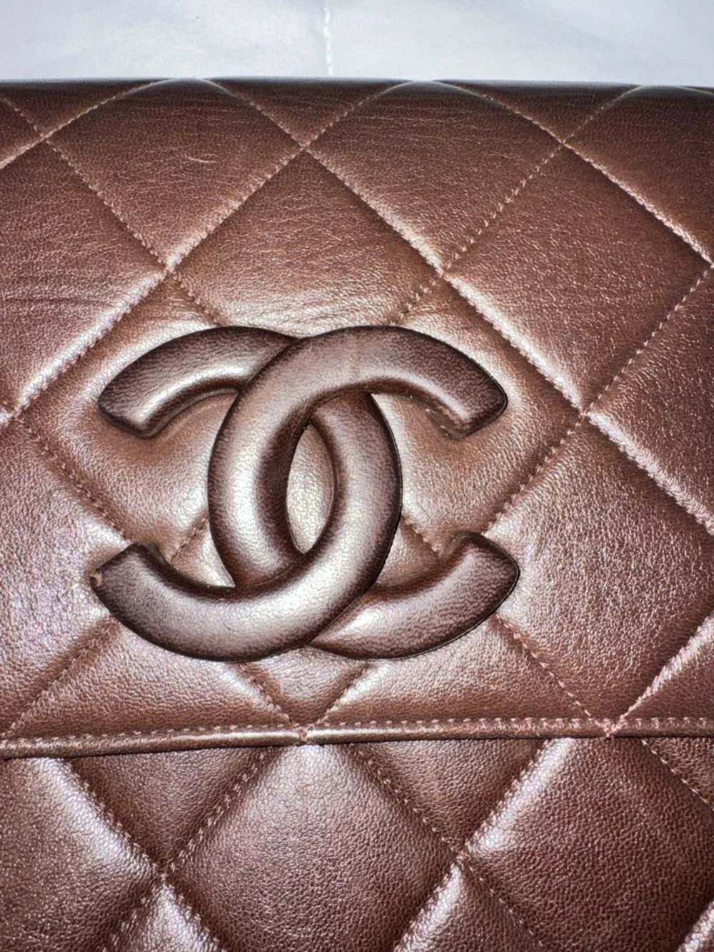 CHANEL Quilted Lambskin Flap Bag in Dark Brown with Gold Hardware - Picture 4 of 9